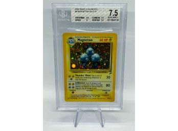 BGS 7.5 NMp MAGNETON Base Set 2 Holographic Pokemon Card WITH SWIRL! 9.5 ON CENTERING!