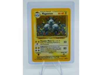 MAGNETON Base Set Holographic Pokemon Card!! (2)