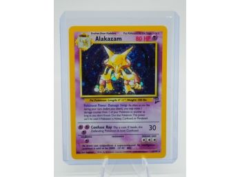 ALAKAZAM Base Set 2 Holographic Pokemon Card!! (1)