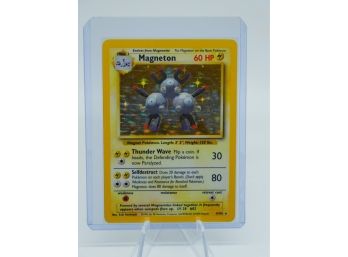 MAGNETON Base Set Holographic Pokemon Card!! (1)