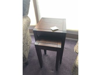 PAIR OF WOOD NESTING TABLES- LR2