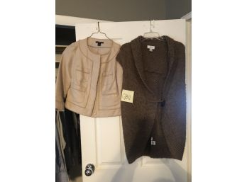 LOT OF 2 - GAP GOLD LINEN JACKET AND LOFT LONG VEST, SIZE SMALL-XS-GB11