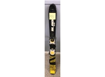 PAIR OF BLADE-99 SKIS-39 INCHES TALL-B41