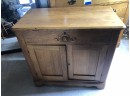 (GG) ANTIQUE WOODEN WASH TABLE-MEASURES APPROX. 30 X 16 X 28 INCHES