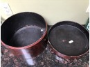 (X47) ANTIQUE CHINESE PAPER MACHE  ROUND STORAGE BOX - OXBLOOD RED WITH DECORATION - 14' ACROSS