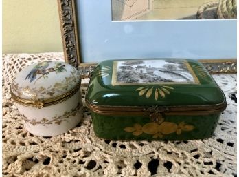 (D-48) LOT OF 2 ANTIQUE PORCELAIN TRINKET BOXES - HINGED GOLD FRAME -SIGNED FRENCH -HAND PAINTED-3-4'