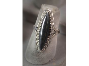 (A17) VINTAGE SILVER RING W/UNIDENTIFIED STONE-NOT MARKED BUT TESTED FOR SILVER-SIZE 7 1/2