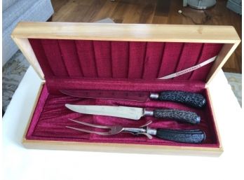 (E11) UNIVERSAL CARVING SET W/BOX-ANTLER STYLE W/STAINLESS STEEL
