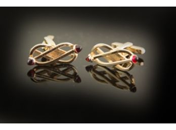 (D9) MENS COSTUME JEWELRY CUFF LINKS-GOLD TONED WITH RED CRYSTAL LIKE TIPS