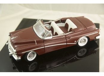(D1) VINTAGE 1953 BUICK SKLARK 1:18 SCALE-MOTOR MAX DIE CAST COLLECTION MODEL-MEASURES APPROX. 12' X 5'