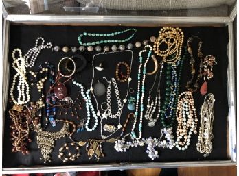 (J37) LOT OF VINTAGE COSTUME JEWELRY-APPROX. 30 PIECES-MOSTLY NECKLACES, BRACELET'S AND PINS
