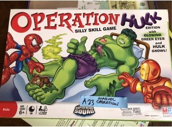 (A-23) HULK 'OPERATION' GAME - MILTON BRADLEY SUPER HERO - COMPLETE