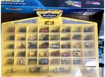 (A-22) LOT OF VINTAGE MICRO MACHINES TOYS - CARS & STAR TREK