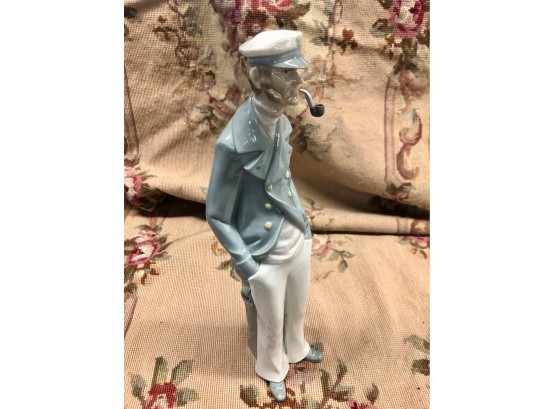 LLADRO FIGURINE - SEA CAPTAIN WITH PIPE - 15' TALL - PERFECT