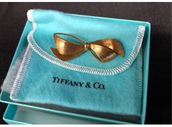 TIFFANY & CO. 14K GOLD BOW BROOCH - 4 DWT -WITH BOX - PERFECT