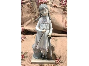 LLADRO FIGURINE - GIRL WITH CELLO- 12.5' TALL - PERFECT