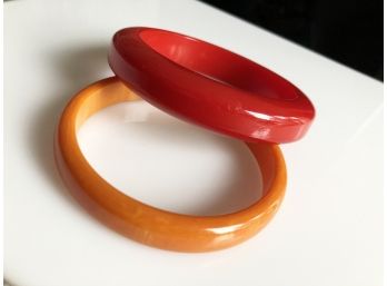 (A32) Vintage Lot Of 2 Plastic Bracelets-gold Colored And Red