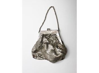 (C21) VINTAGE WHITING AND DAVIS EVENING MESH PURSE