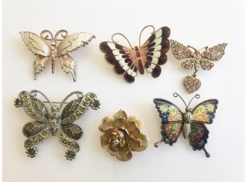 (B2) LOT OF 5 VINTAGE PINS-4 BUTTERFLIES AND 1 JOAN RIVERS FLOWER PIN