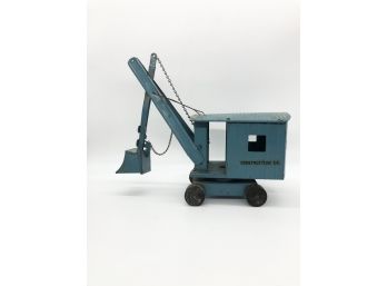A-76- VINTAGE METAL TOY TRUCK - CONSTRUCTION CO. - 20' BY 13'