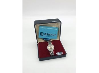 A-86- LADIES VINTAGE BENRUS WRISTWATCH WITH BOX