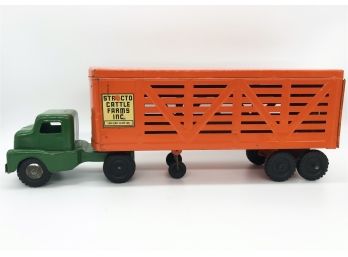 A-80 - VINTAGE STRUCTO CATTLE FARMS TWO PIECE PRESSED STEEL TRUCK - 21'