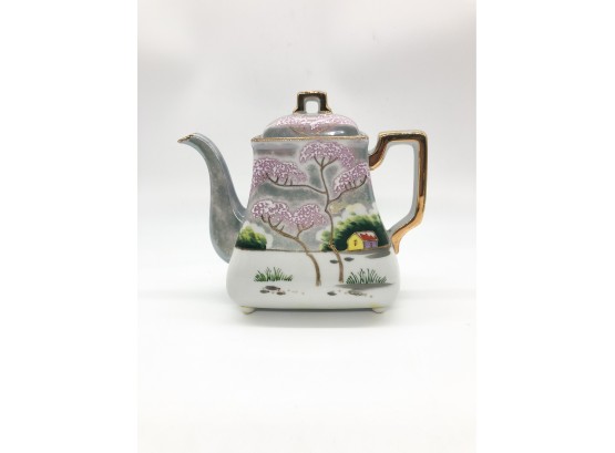 2A-10 - ANTIQUE HAND DECORATED PORCELAIN TEAPOT -- MADE IN JAPAN - 8'