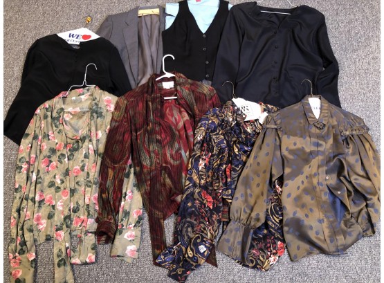 LOT OF 8 LADIES VINTAGE  BLOUSES  SHIRTS  - SIZES MOSTLY MED. - (E15)