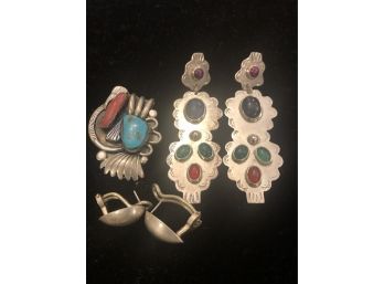LOT OF THREE STERLING SILVER PIECES -TURQUOISE & CORAL PENDANT, SILVER GEM STONE EARRINGS (5)