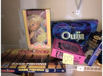 LOT OF 5 TOYS AND GAMES- BASS FISHING MONOPOLY- OUIJA- CABBAGE PATCH DOLL-D5