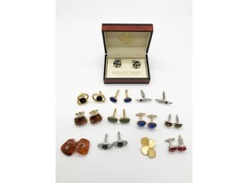(74) LOT OF 12 MENS CUFF LINKS ASSORTED - DONALD TRUMP & AMBER - PLEASE SEE PICTURES