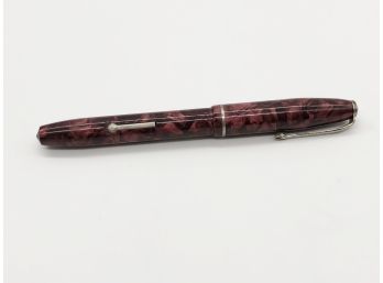 (104) VINTAGE 'CONWAY STEWART' FOUNTAIN PEN  -RED MARBLE - 14KT GOLD NIB