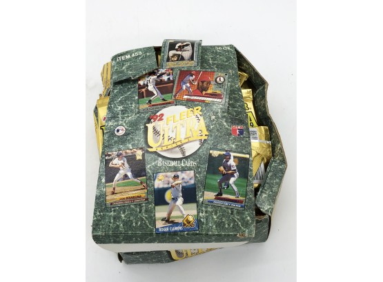 (164) 1992 MLB FLEER ULTRA SERIES COLLECTOR BASEBALL CARDS - FULL OPEN BOX - ROGER CLEMENS