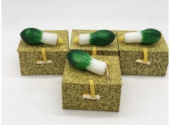 (117) LOT OF FOUR VINTAGE CHINESE SNUFF BOTTLES - CARVED GREEN STONE CABBAGE - IN ORIGINAL SILK BOXES