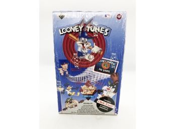 (153) LOONEY TUNES 'COMIC BALL' COLLECTOR CARDS - SERIES 1 ALL STARS - FACTORY SEALED BOX