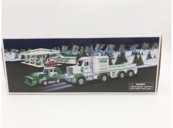 (32) 2013 HESS TRUCK IN BOX - TOY TRUCK & TRACTOR