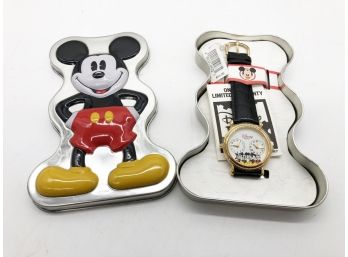 (39) WALT DISNEY 'Mickey Mouse' WRISTWATCH - NEW IN PACKAGE WITH TIN & BOX