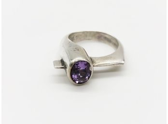 (97) VINTAGE ART DECO STERLING SILVER & AMETHYST RING-SIZE 6 1/2-WEIGHS APPROX. 5.2 DWT