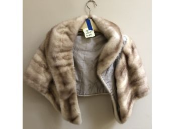 (B29) FUR STOLE BY  LAURETTE OF WOODMERE NY-FULLY LINED