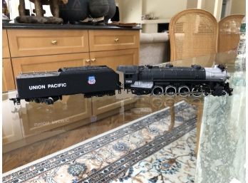 (T14) MODEL TRAIN ENGINE AND TENDER-UNION PACIFIC-#7002-HO SCALE-UNTESTED