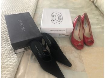 (SH11) TWO PAIR SIZE 8 - Steve Madden RED PATENT LEATHER & VIA SPIGA BLACK MULE