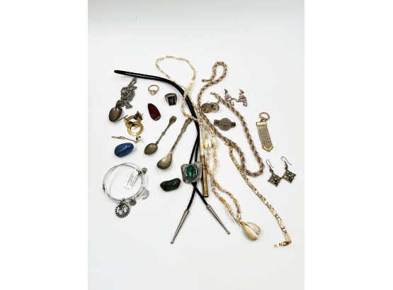 (85) LOT OF APPROX.25 PIECES OF COSTUME JEWELRY