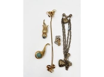 (J-88) HATTIE CARNEGIE GOLD SWIRL PIN WITH BLUE STONES & ASSORTED VINTAGE PIECES