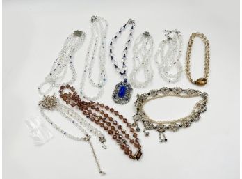 (J-105) LOT OF VINTAGE CRYSTAL & FAUX PEARL NECKLACES