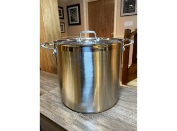 (B-33) TRAMONTINA STAINLESS STEEL 20 QUART STOCK POT WITH COVER