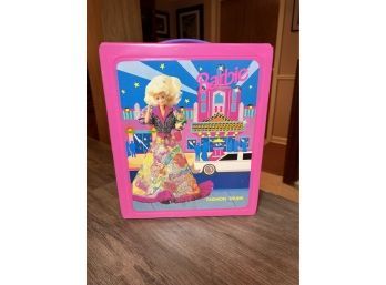 (B-31) BARBIE FASHION TRUNK FILLED WITH ACCESSORIES -1980S
