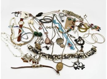(J-7) LOT OF APPROX. 30 PIECES OF COSTUME JEWELRY-EARRINGS, PINS, NECKLACES AND BRACELETS AS SHOWN