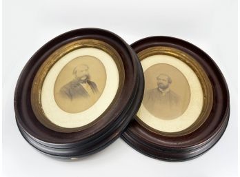 (L-10) PAIR OF ANTIQUE OVAL FRAMED PHOTOS OF GENTLEMAN IN SUIT - 14' HIGH BY 12' WIDE