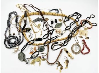 (J3) LOT OF APPROX. 30 PIECES OF COSTUME JEWELRY-WATCHES, PINS, NECKLACES AND BRACELETS AS SHOWN