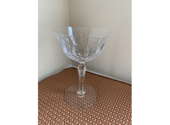 (B-43) SET OF EIGHT VINTAGE CRYSTAL 'COUPE' CHAMPAGNE GLASSES - 6' HIGH